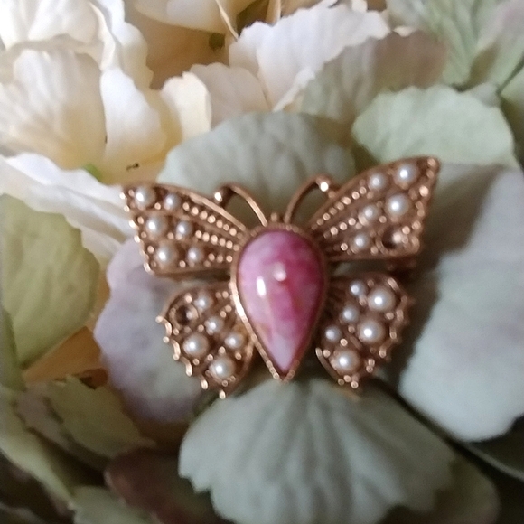 Vintage Butterfly Brooch Pin - Picture 9 of 12